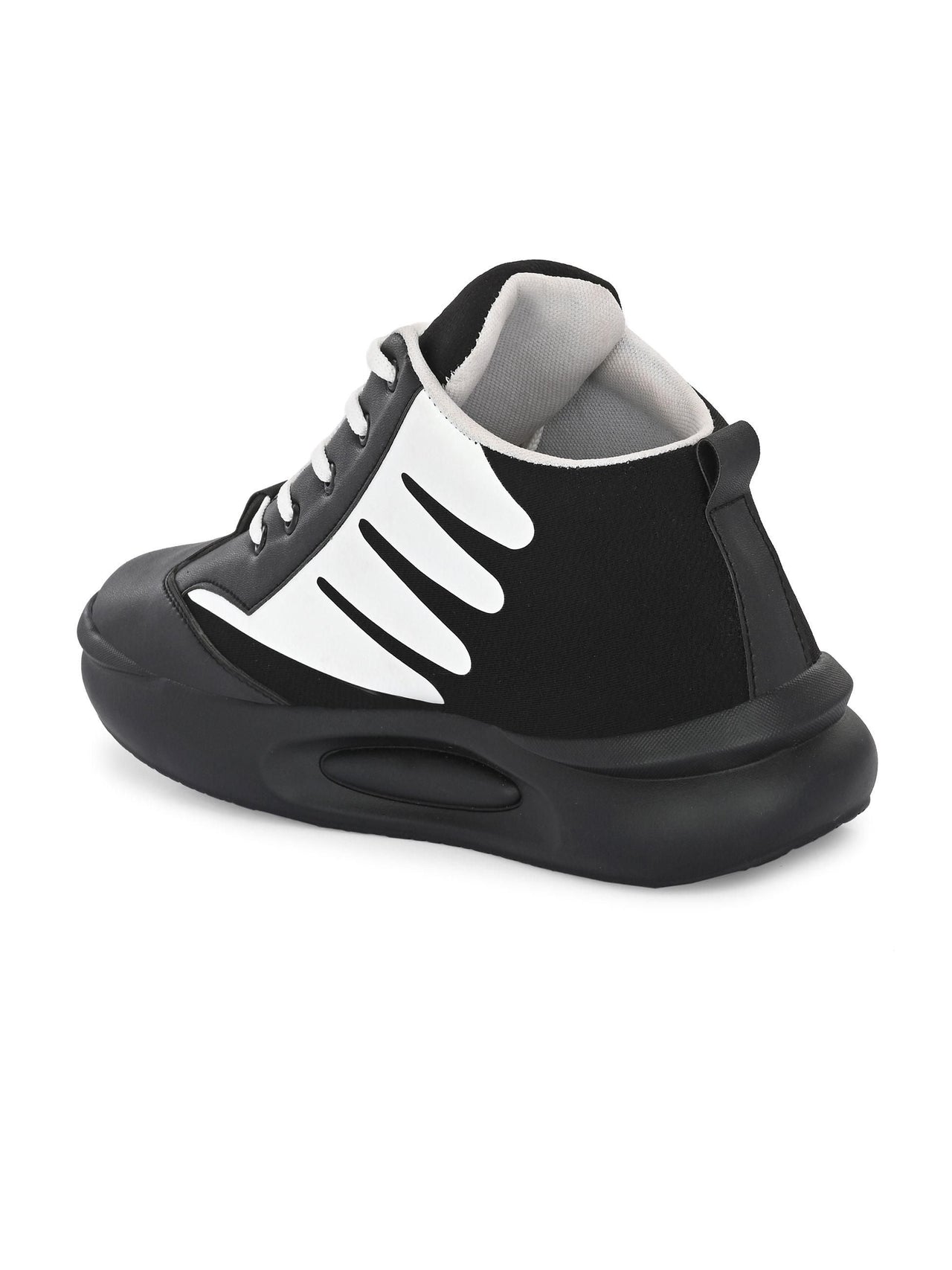 Bucik Men's Black Synthetic Leather Lace-Up Sport Shoe