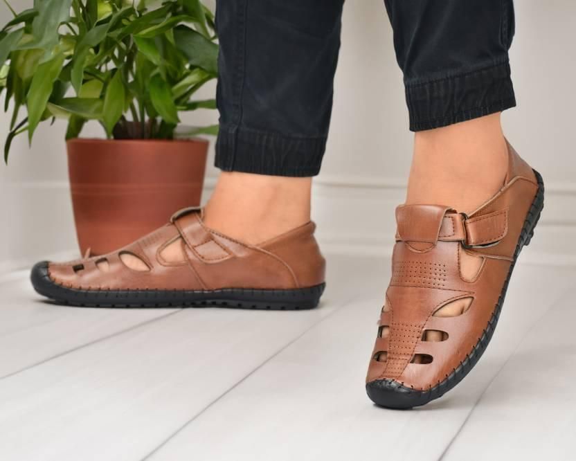 Men's Tan Casual Sandal