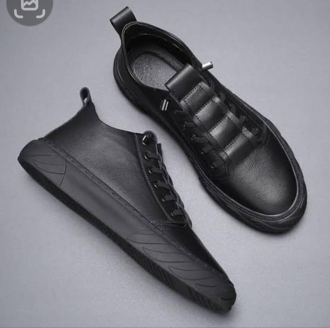 Trendy Men's Dailywear Casual Shoes